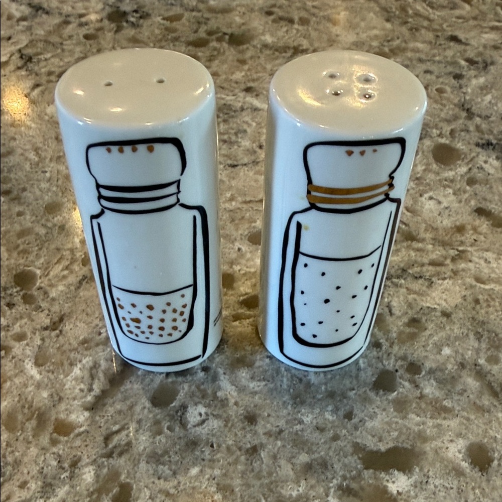 Kate Spade Lenox White  Salt and Pepper Shakers